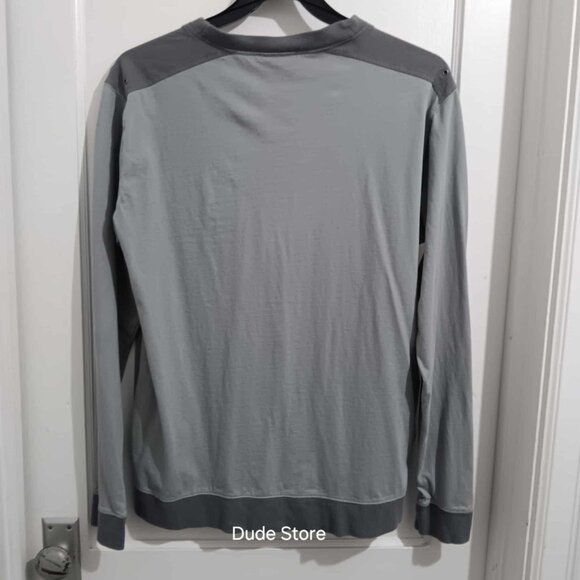 SP Collection Lightweight Sweater - Gray on Gray - 5-Buttons - Size: XXL - Picture 3 of 3